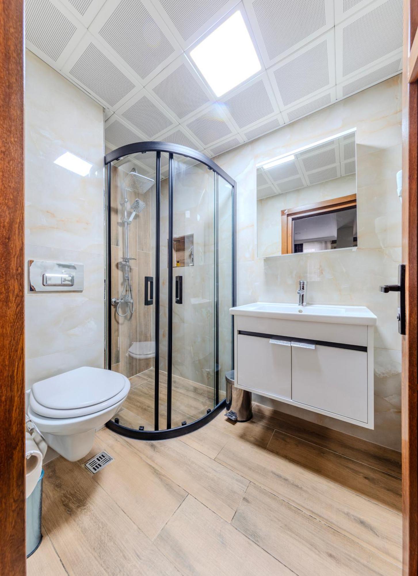 Hotel Silviya Istanbul Bagian luar foto