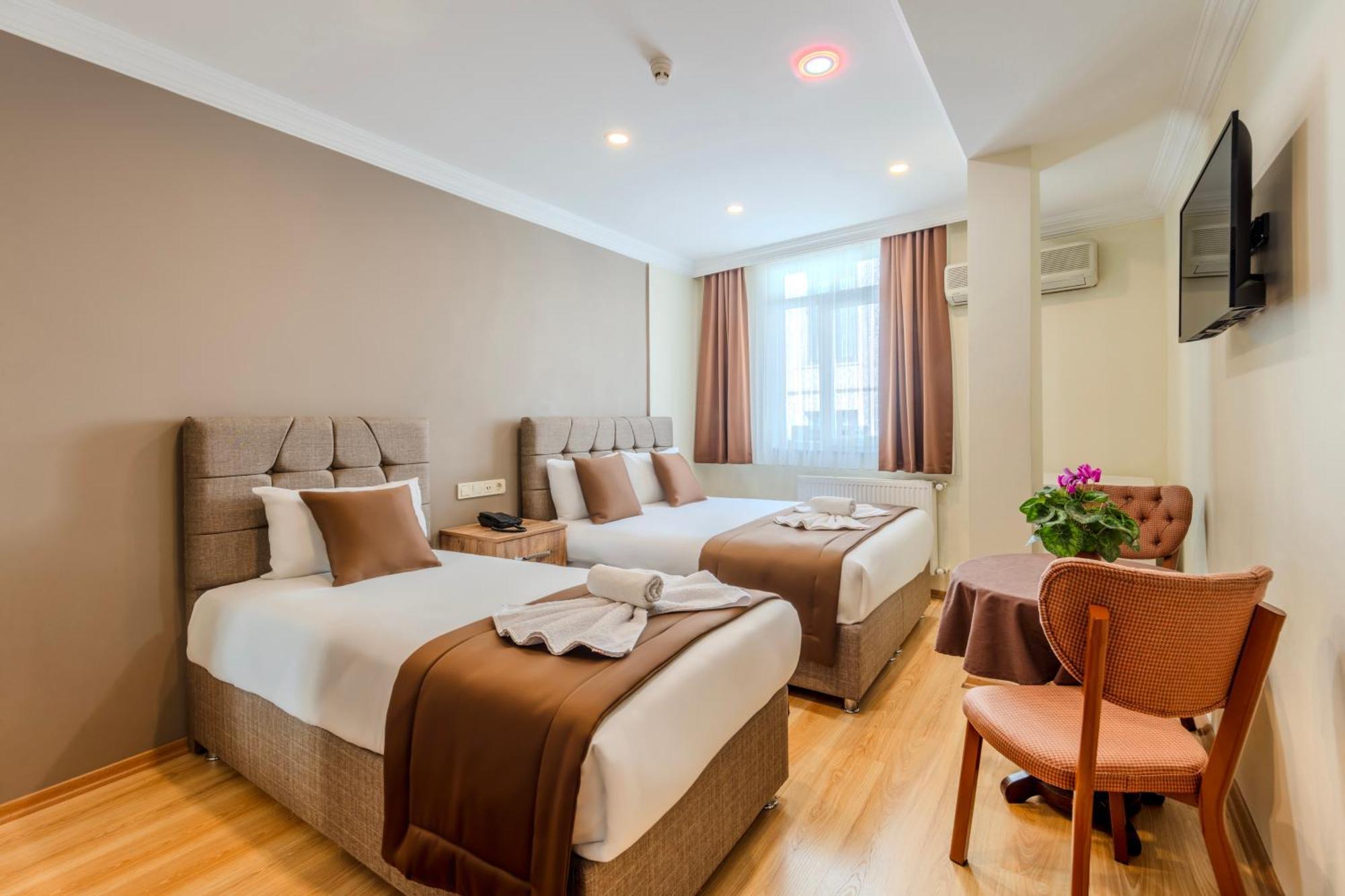Hotel Silviya Istanbul Bagian luar foto