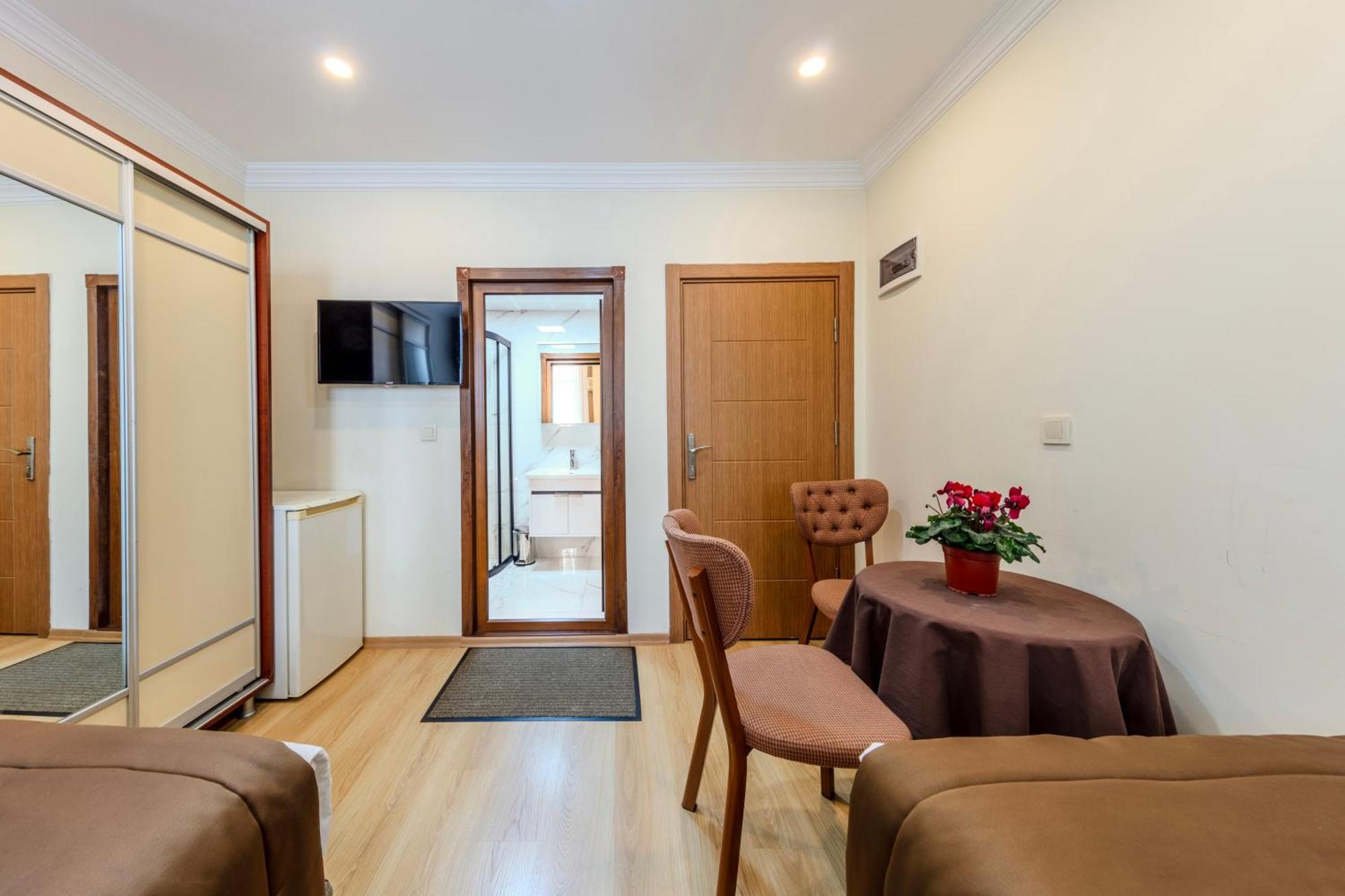Hotel Silviya Istanbul Bagian luar foto