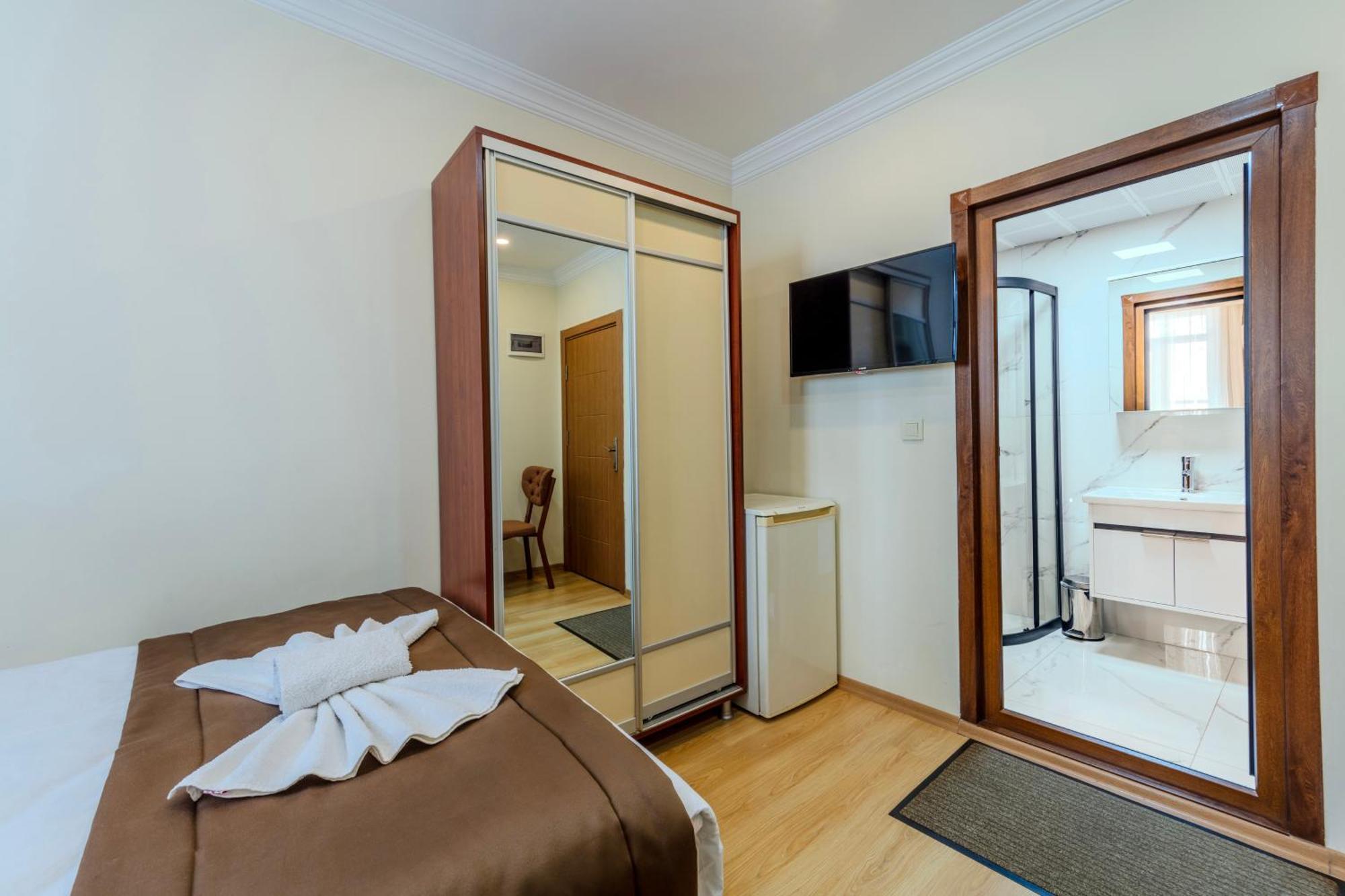 Hotel Silviya Istanbul Bagian luar foto
