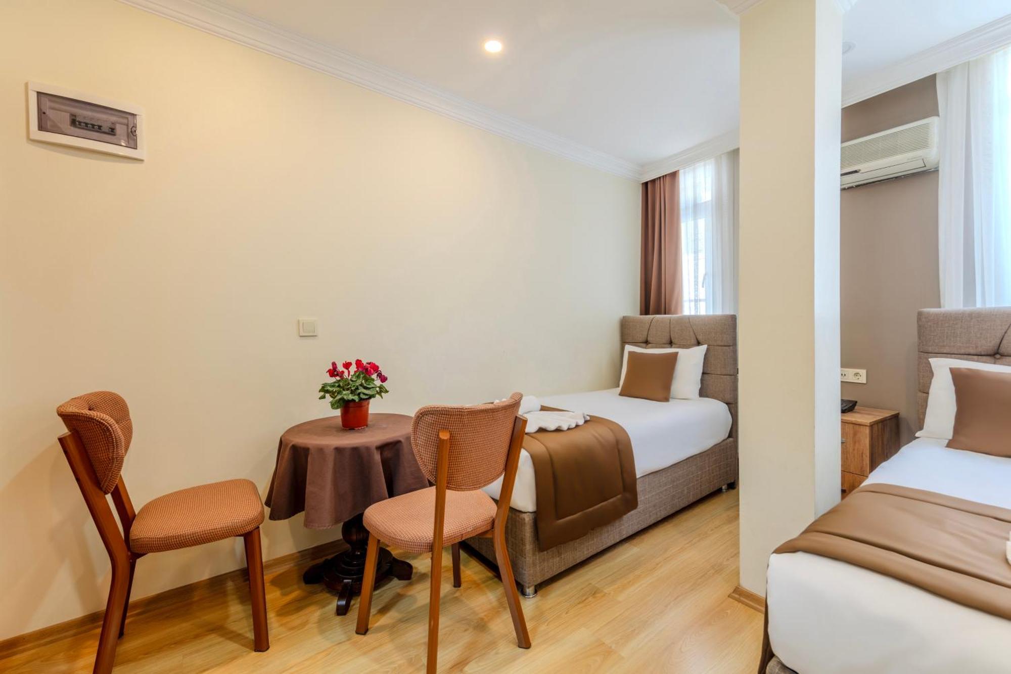 Hotel Silviya Istanbul Bagian luar foto