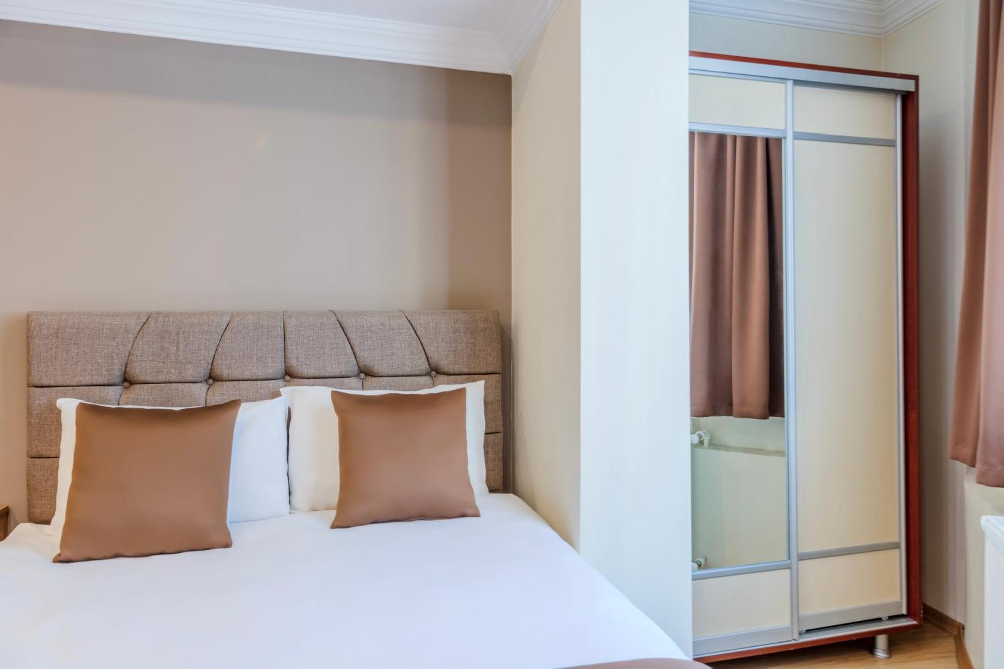 Hotel Silviya Istanbul Bagian luar foto