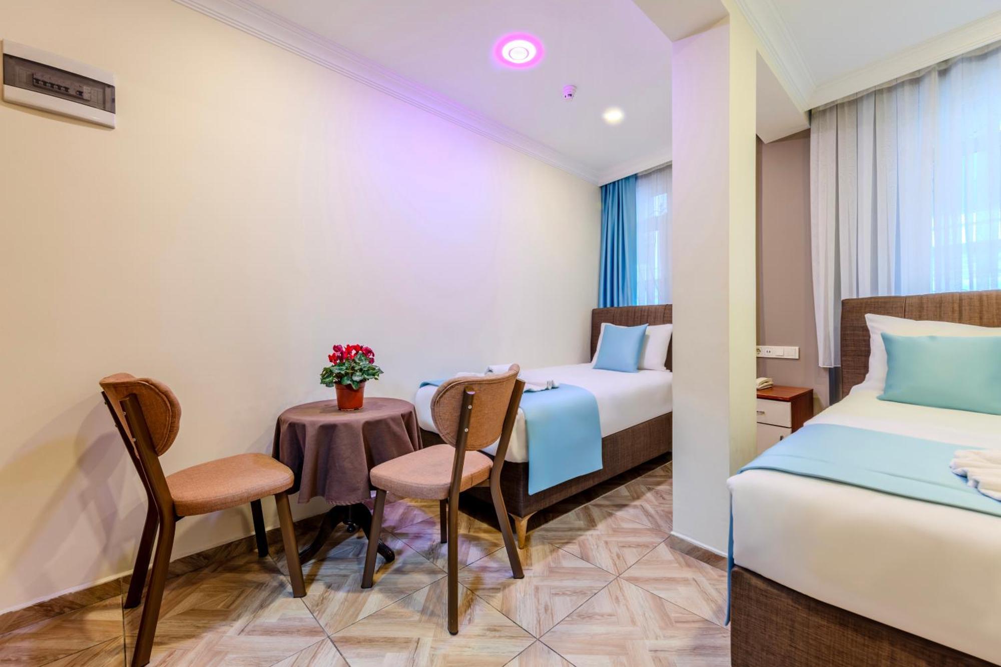 Hotel Silviya Istanbul Bagian luar foto