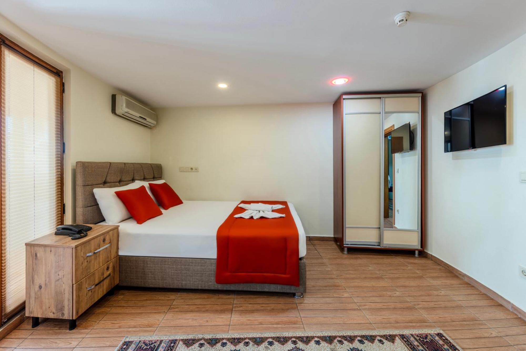 Hotel Silviya Istanbul Bagian luar foto