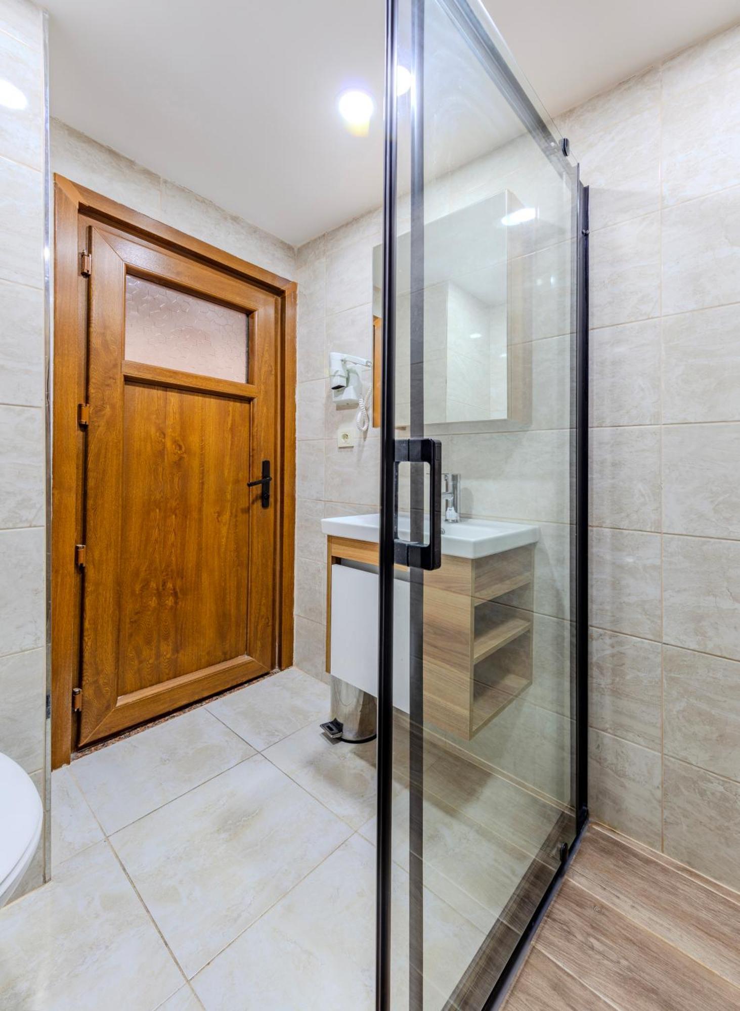 Hotel Silviya Istanbul Bagian luar foto